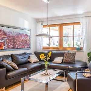 Salzburg City&lake Apartment Elixhausen