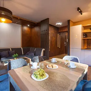 apartamenty-sun-seasons-24-karpatia.karpacz-hotel.com/