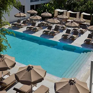 https://nissi-park.hotelsatayianapa.com