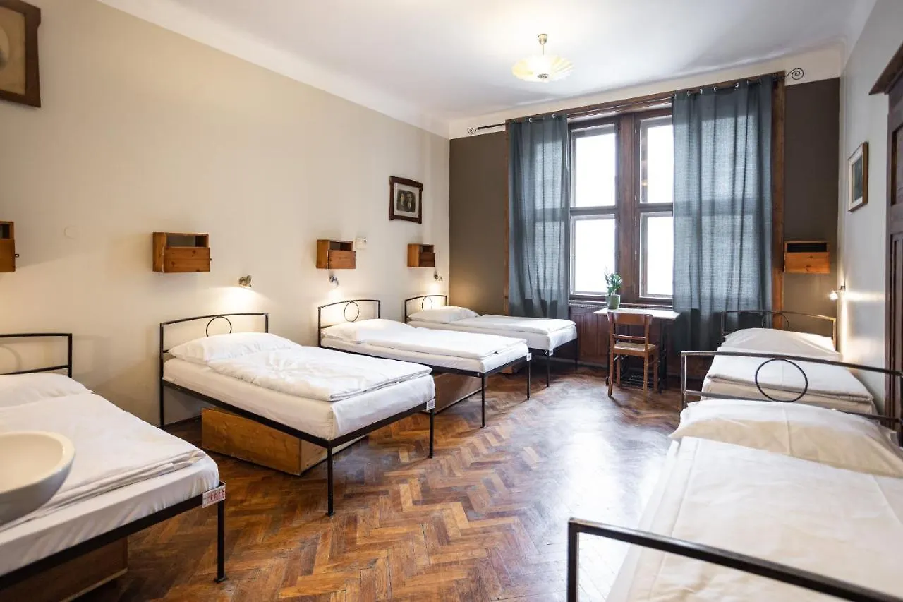 פראג Sir Toby'S Hostel 2*,  צ'כיה
